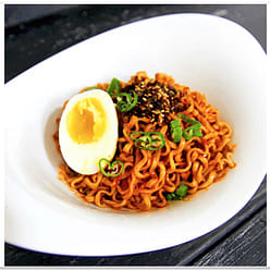 Samyang Buldak Hot Chicken Flavor Ramen700g*5pcs 700 g