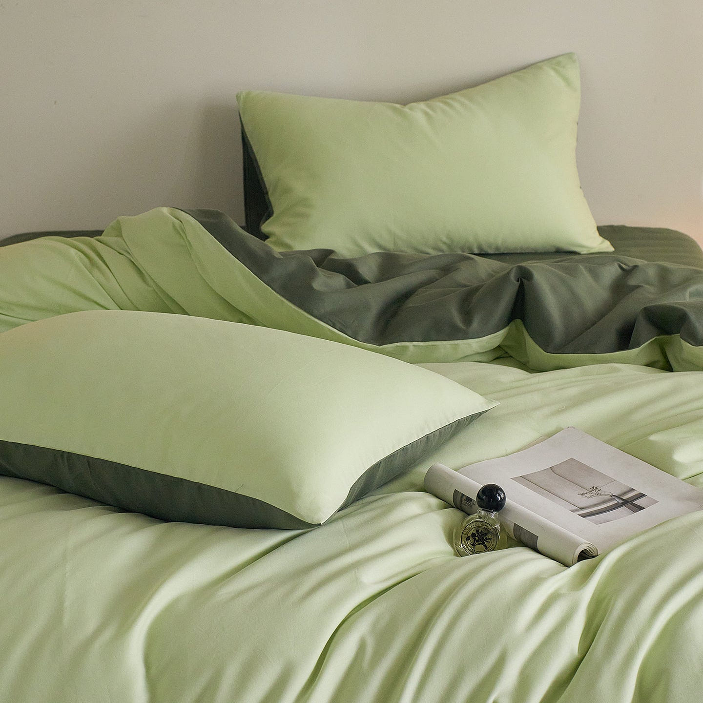 Duo Tone Bedding Set Matcha Forest-Queen 2000 g