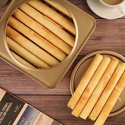 MX Original Eggrolls Gift Box 32 Pieces 448 g