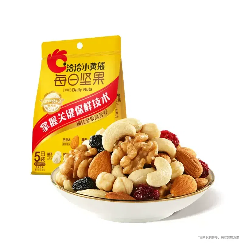 Qiaqia small yellow bag daily nuts 23g*5 bags. 115 g