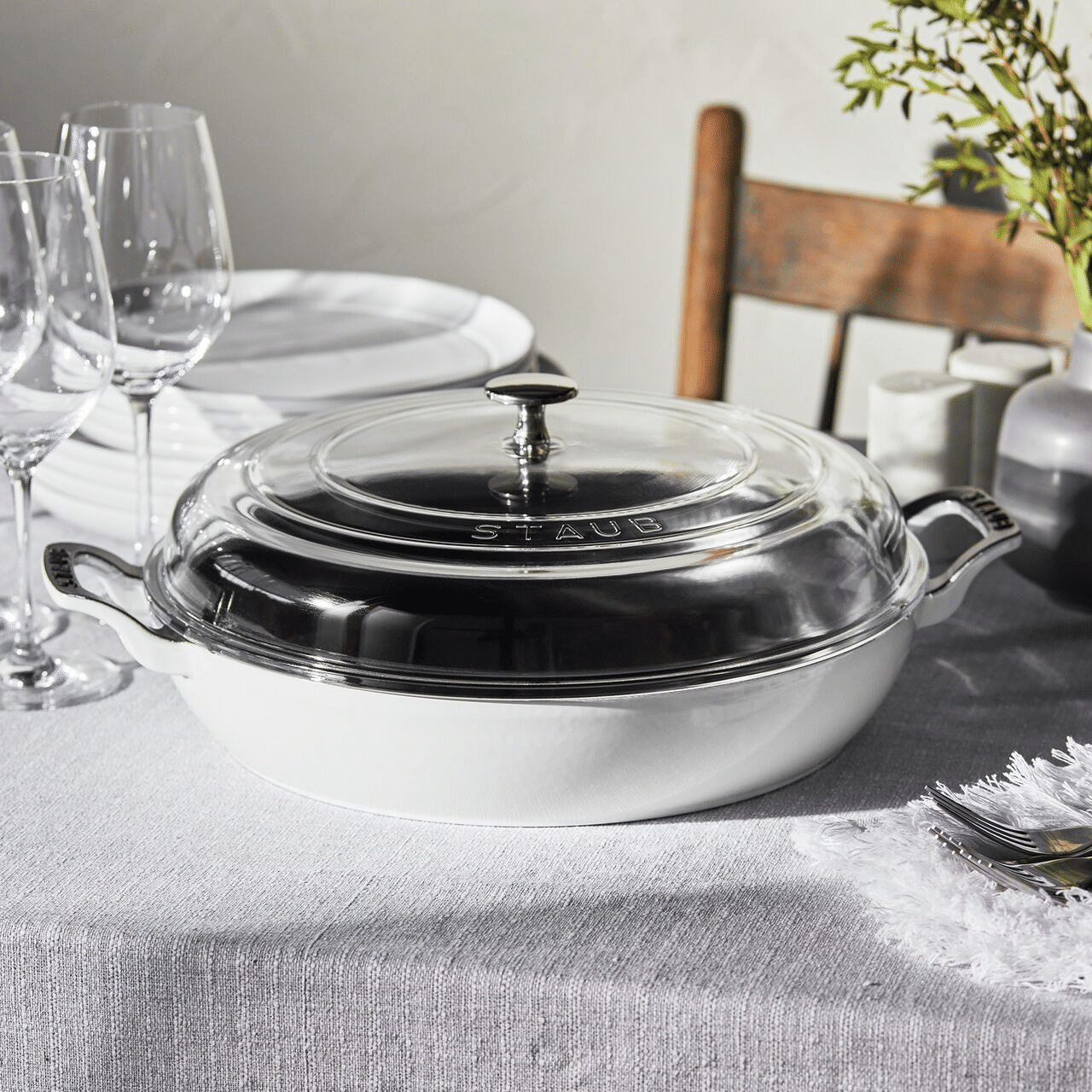STAUB Cast Iron Braiser 3.5-qt / White 1 each