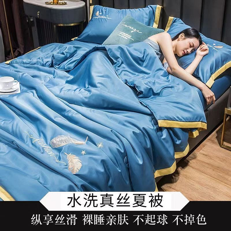 [Phoenix - Moonlight blue 200*230cm]Four-piece set ice silk summer quilt 4.41 ปอนด์