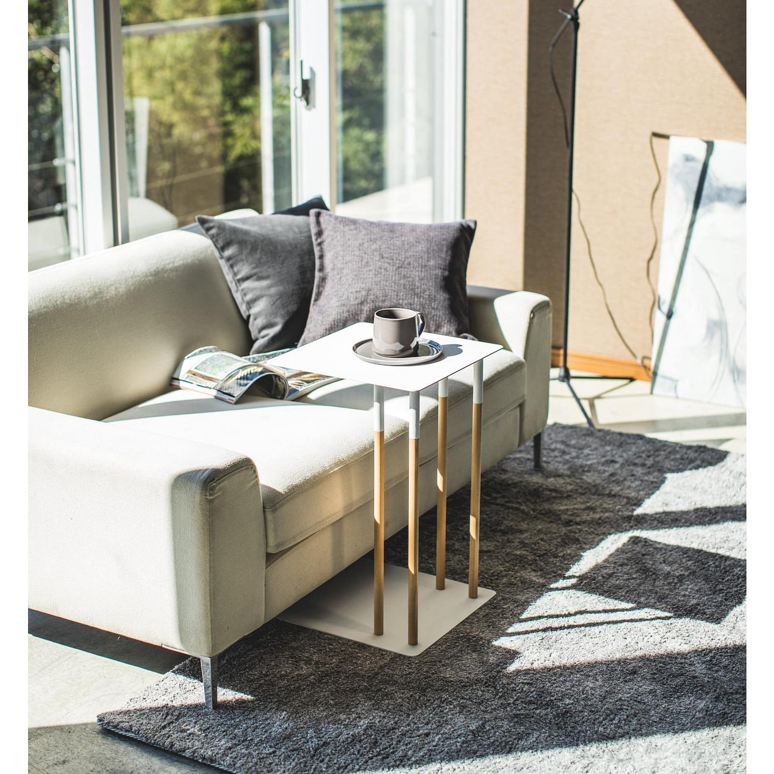 C Side Table (22" H)  - Steel White 1 개