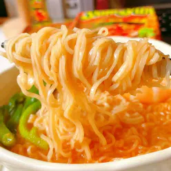 Thai Tom Yum Seafood Instant Noodles 210 g