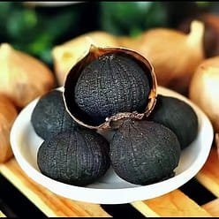 Whole Black Garlic with Skin 150 g