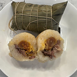 Cantonese Mung Bean Egg Pork Zongzi 2 count
