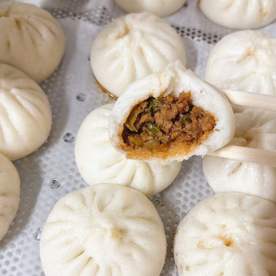 Braised Pork in Soy Sauce mini Buns 6 pieces 1 each