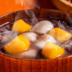 Meet Fresh Red Bean Soup with Starch Balls 500G, Frozen 500 그램