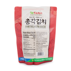 NongHyup Ponytail Radish Kimchi, Whole 800 g