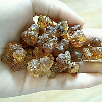 紅棗枸杞牛奶燉桃膠的做法圖解1