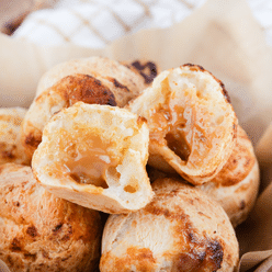 Forno de Minas Cheese Bread Filled with Dulce de Leche 280 g