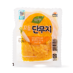 Sajo Pickled Radish-Sliced & Half Cut 200 g