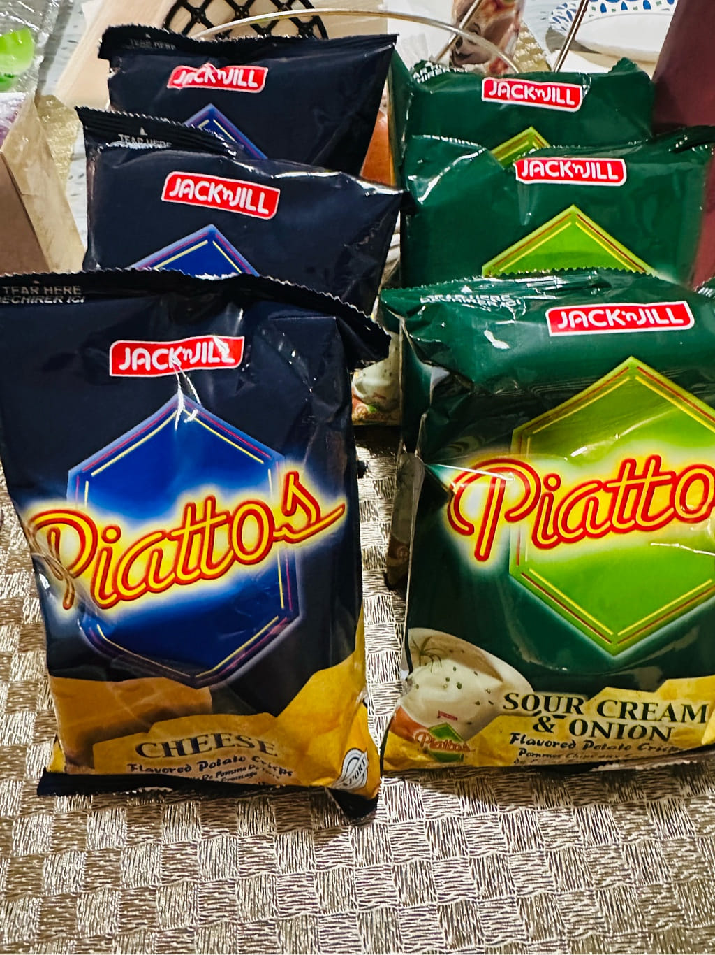 Get Jack 'N Jill Piattos Sour Cream & Onion 85 g Delivered | Weee