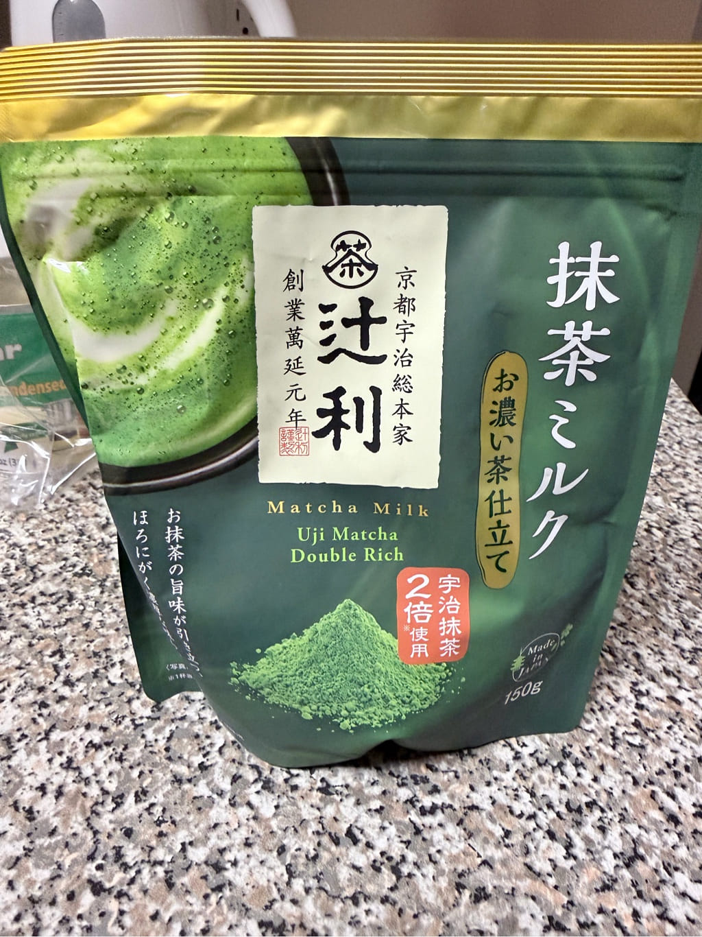 辻利・抹茶ミルクお濃い茶仕立て 150g袋入り 160 グラム - Weee!