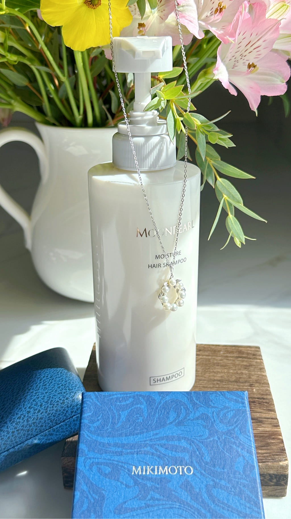 Get MIKIMOTO COSMETICS Moon Pearl Moisture Shampoo Delivered