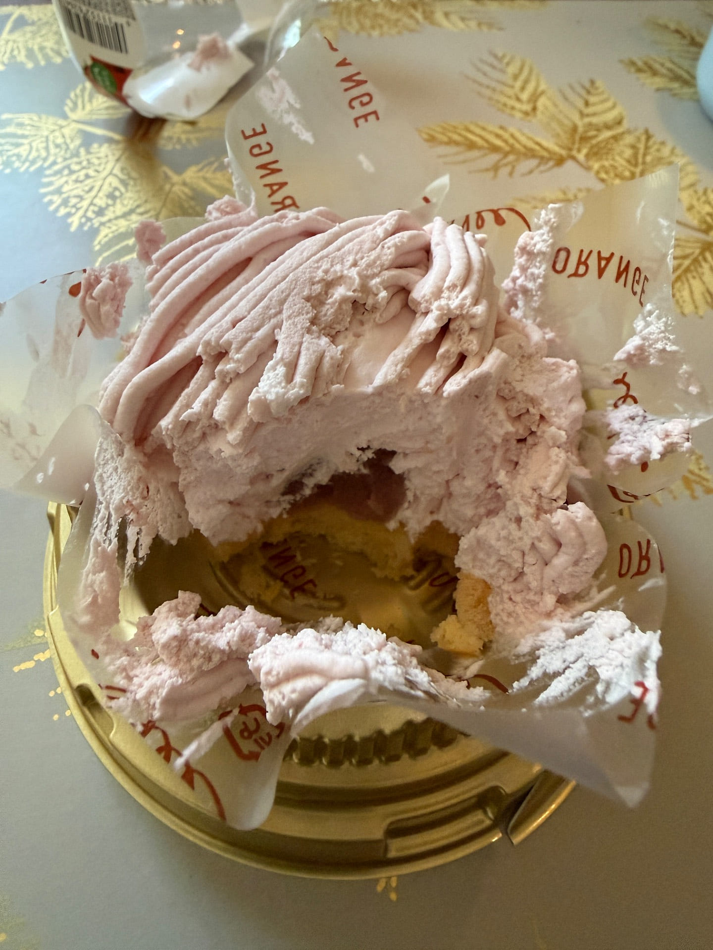 Get Orange Strawberry Cake Frozen 64 g Delivered | Weee! Asian Market