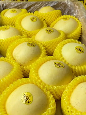 Venus 特選りんご 4Kg 1 ケース - Weee!