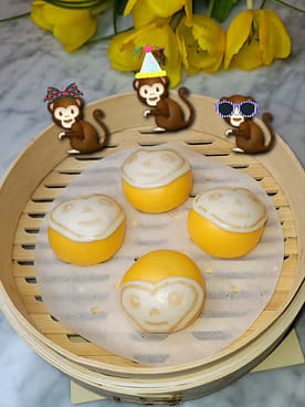 Get QianWei Steamed Monkey Shaped Bun with Red Bean Filling
