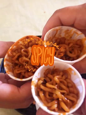 極辛ブルダック炒め麺（袋） - Weee!