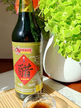 chinese black vinegar glp 1 NPG Rice 19.61 Fl Oz 580ml 3 Years Aged Black Vinegar for Dumplings Salad Sushi Hengshun Zhenjiang Handcrafted Vinegar, 6