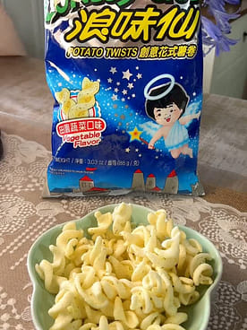 Want Want ポテトのお菓子 野菜味 - Weee!
