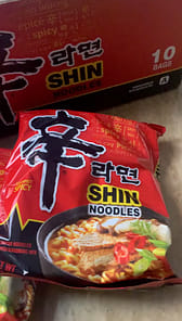 農心 辛ラーメン 10袋入 4.23 オンス*10 各 - Weee!