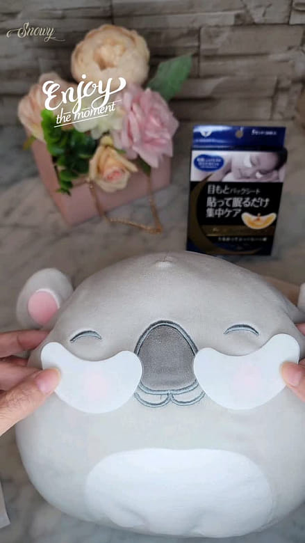 S Select Nightlight Time Moisturizing Eye Masks