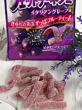 ブルボン フェットチーネグミ イタリアングレープ味 50g - Weee!